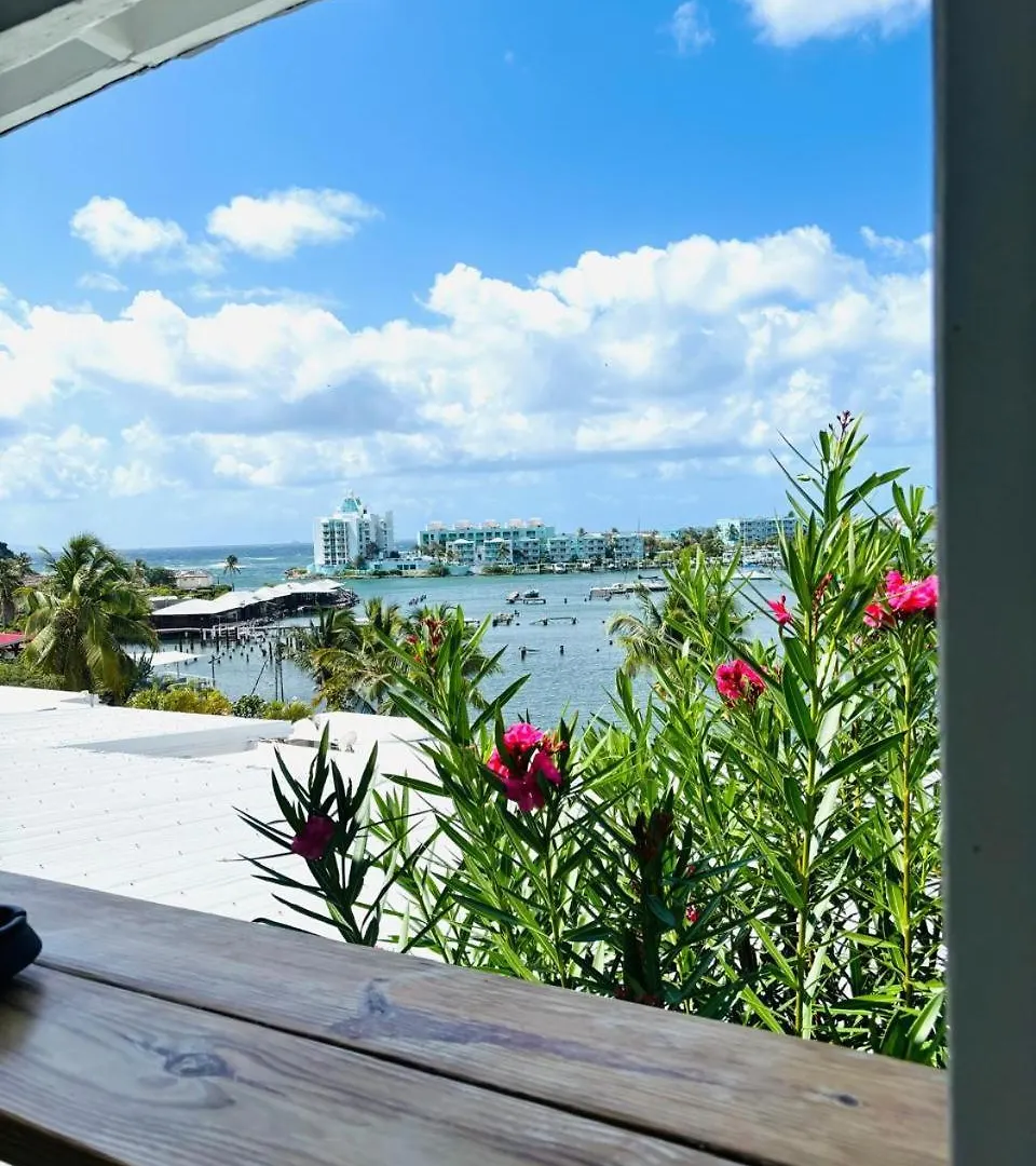 Les Balcons Maison De Plage Oyster Pond